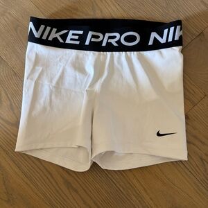 Nike Pro's - White - Women's size Small